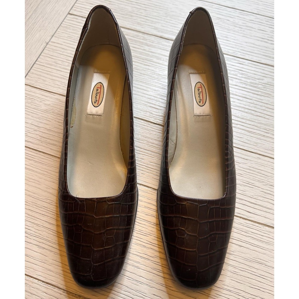 Talbots Vintage Brown Aryn Embossed Leather Pumps W/ Original Box. Sz 8.5N‎